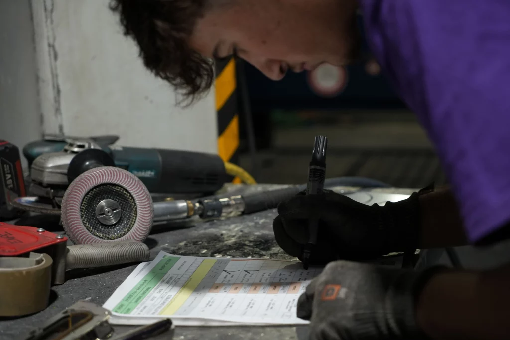 Atelier Découpe Laser Valence | Contact | L’atelier du Laser, Valence, Drôme, Ardèche