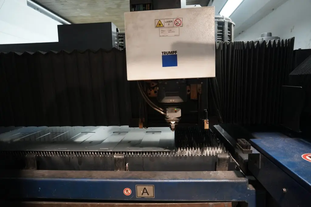 Atelier de Découpe Tôle & Pliage Métal | L’atelier du Laser | Valence, Drôme, Ardèche