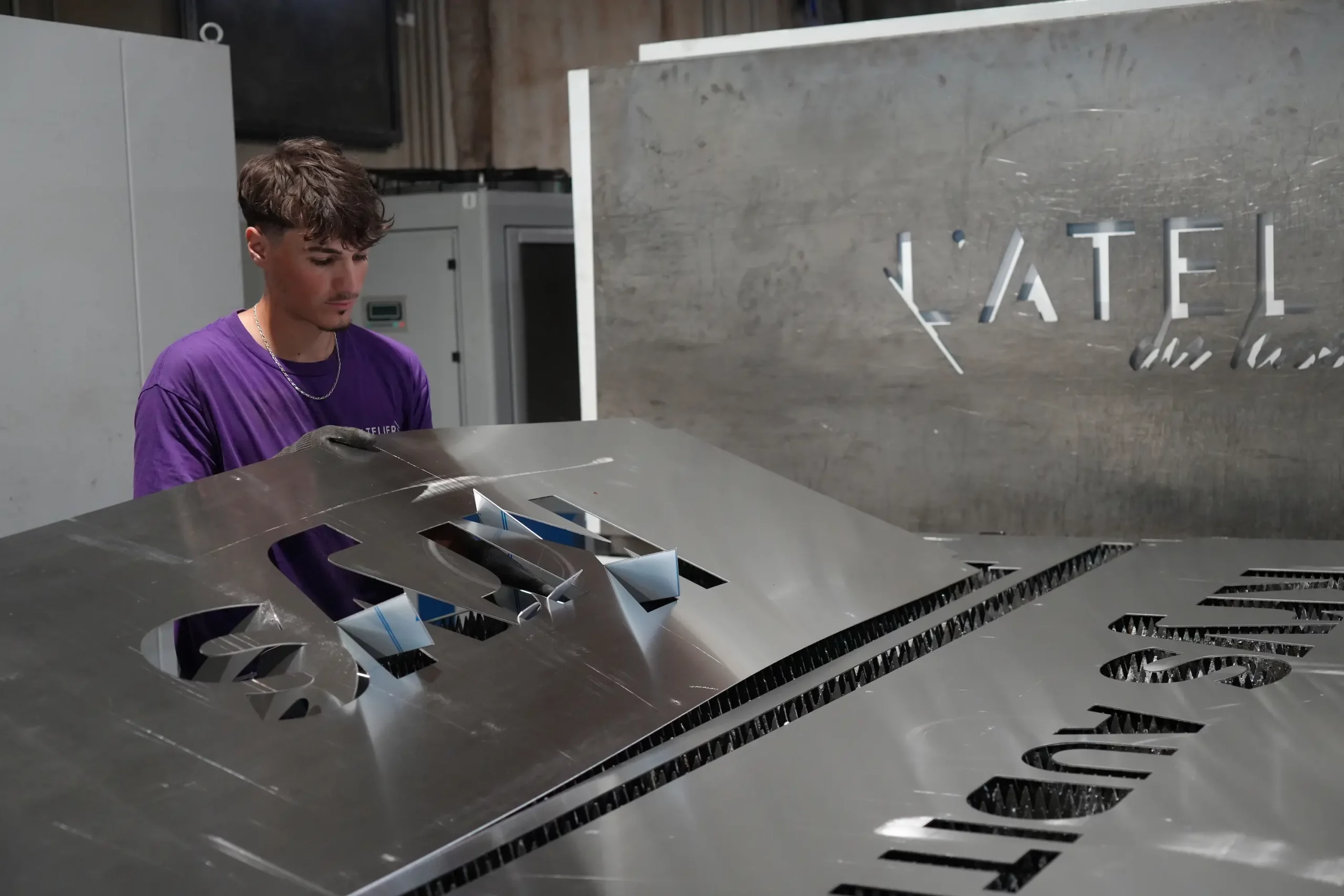 Découpe métal décorative | Enseigne métal découpé | Découpe Laser Métal | L’atelier du Laser, Valence, Drôme, Ardèche